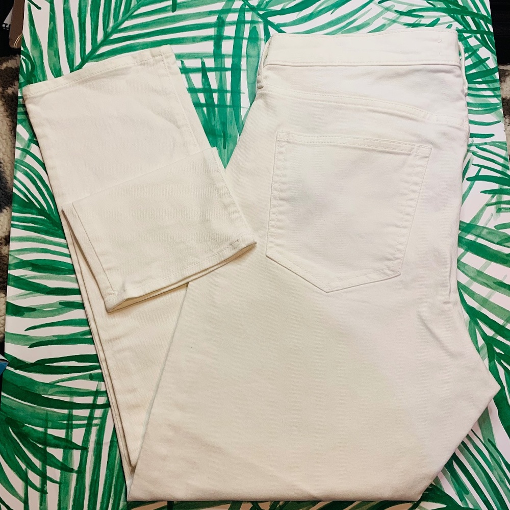 GAP best girlfriend jeans white size 30
